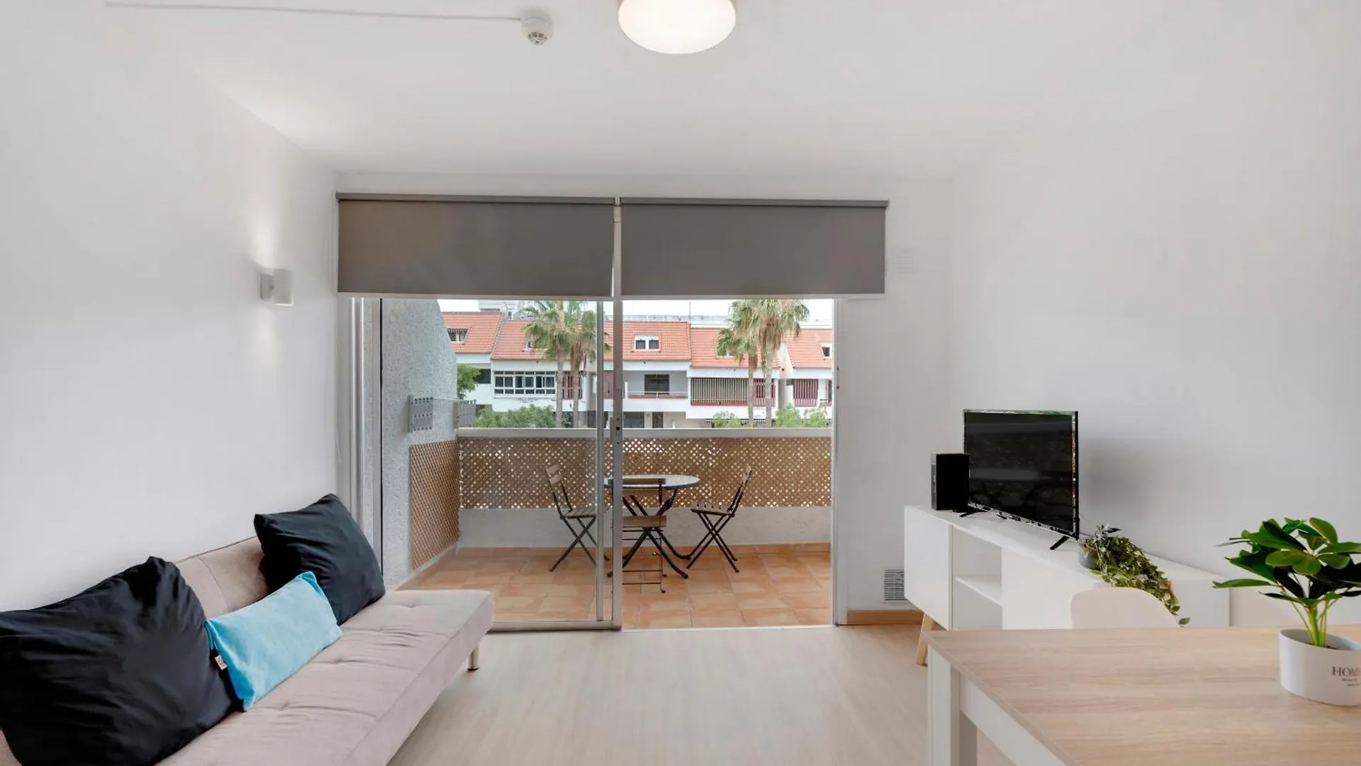 Bonito Apto Playa Las Americas Aptos Playa Honda By Paramount Holidays Playa de las Américas Lejlighed