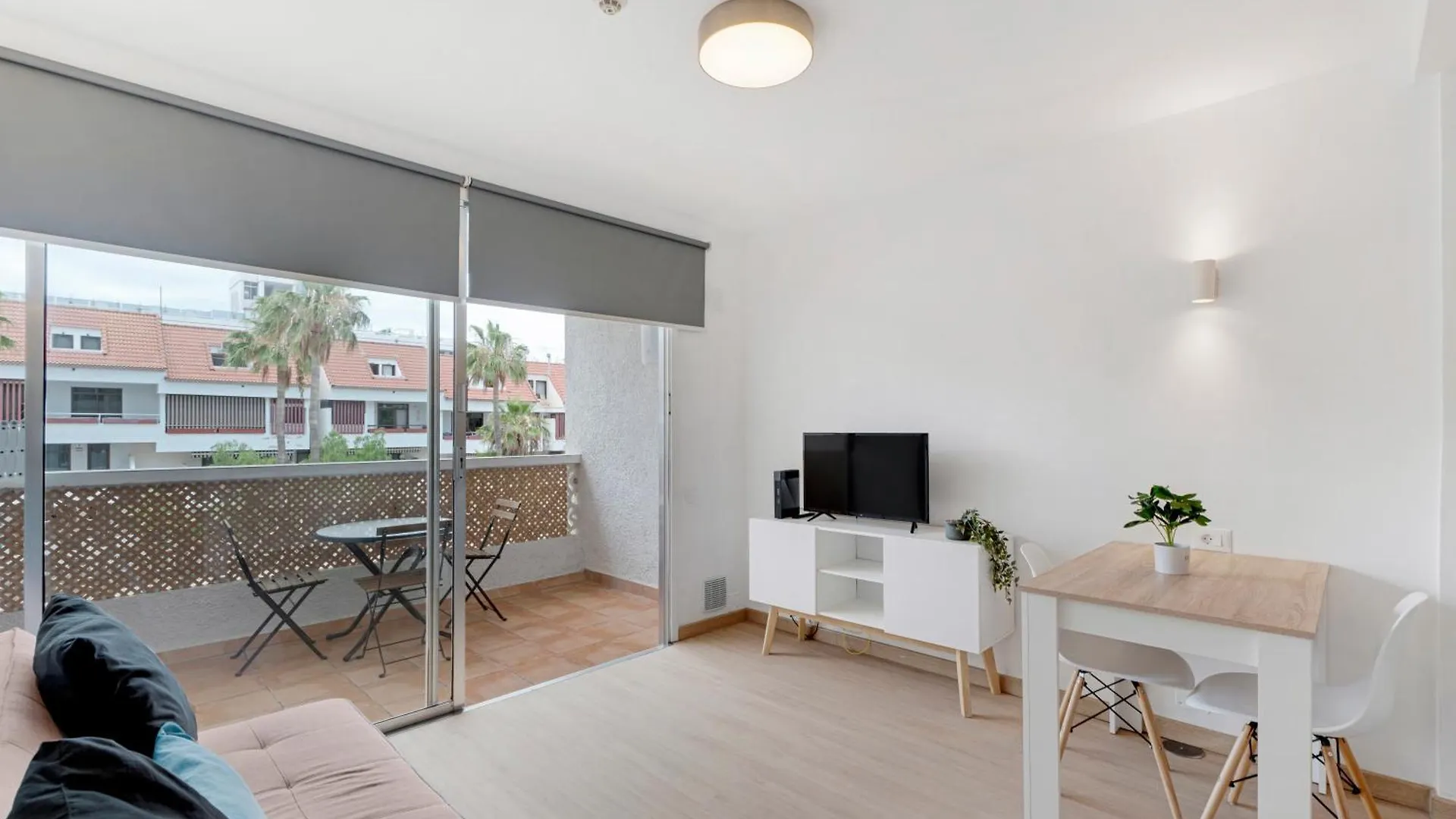 Bonito Apto Playa Las Americas Aptos Playa Honda By Paramount Holidays Playa de las Américas 0*,
